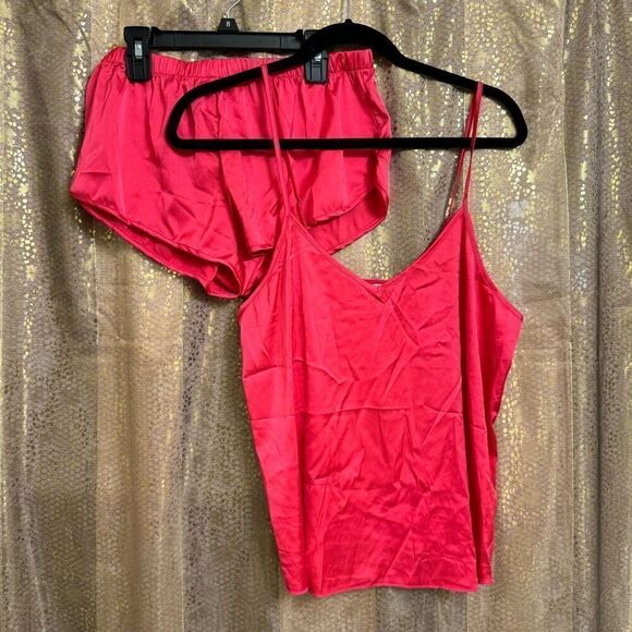 Ekouaer Silky Pajamas Hot Pink Tank Shorts Sleep Set Medium NWT - Picture 1 of 10